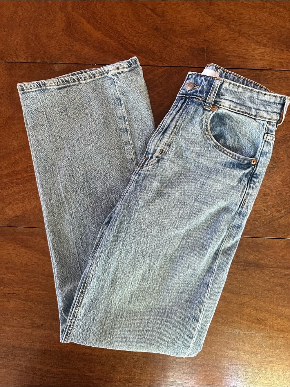 H&M High Waist Wide Leg Jeans Light Wash Denim Size 6 26x30 - Picture 3 of 10